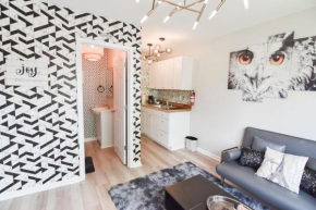 Charlotte tiny Home getaway 5 min to lake Wylie
